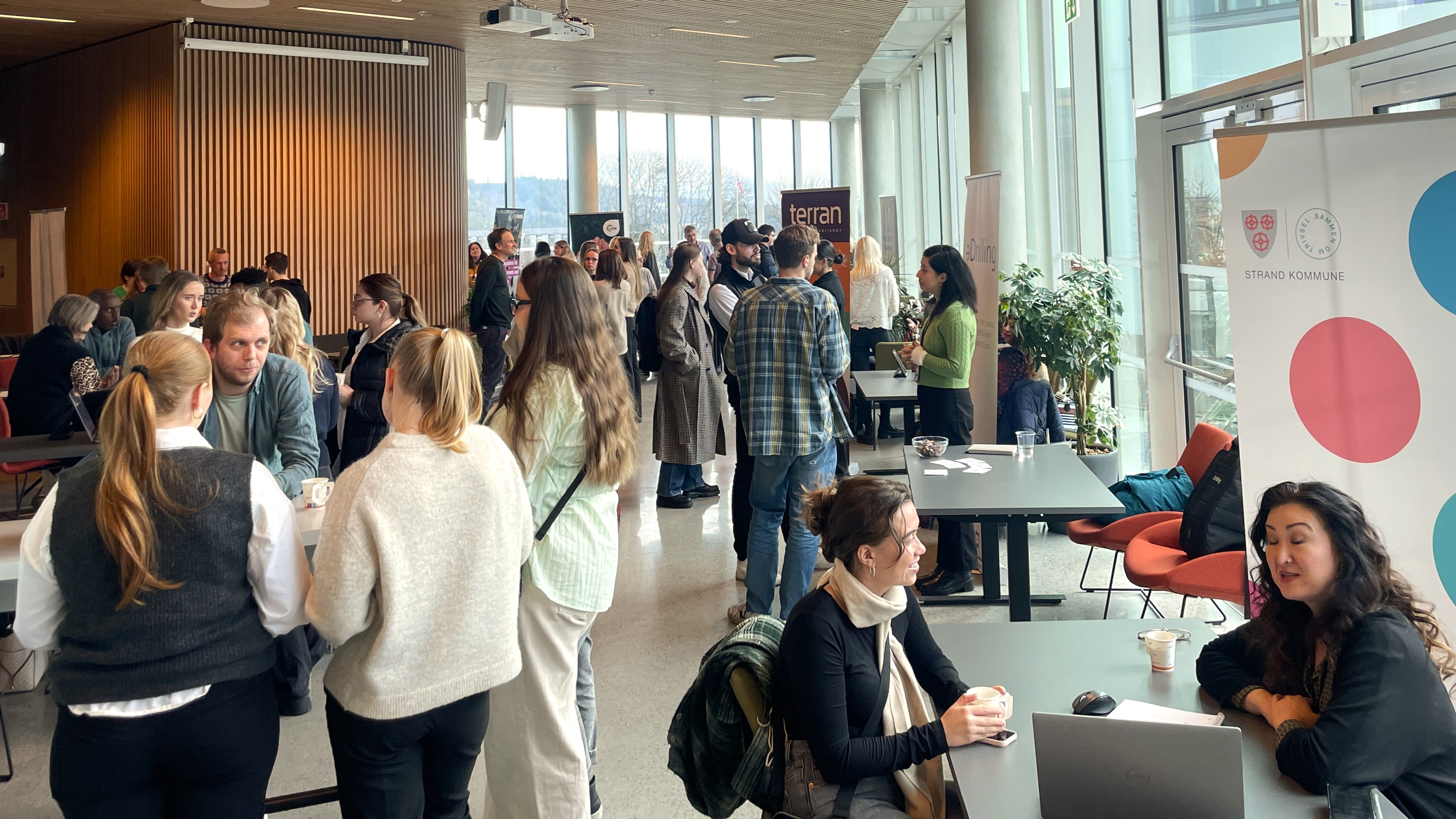 Studenter på arrangementer lykketreff.