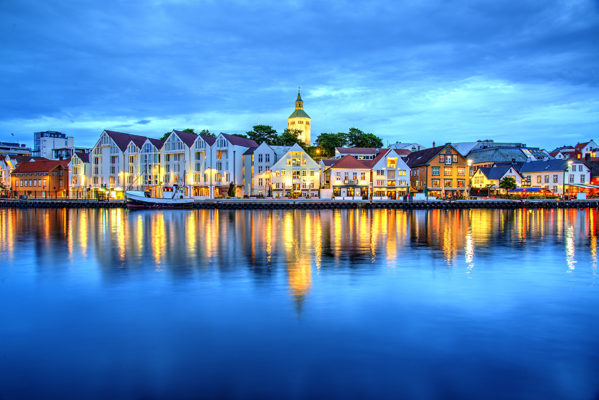 Picture of Stavanger skyline during night