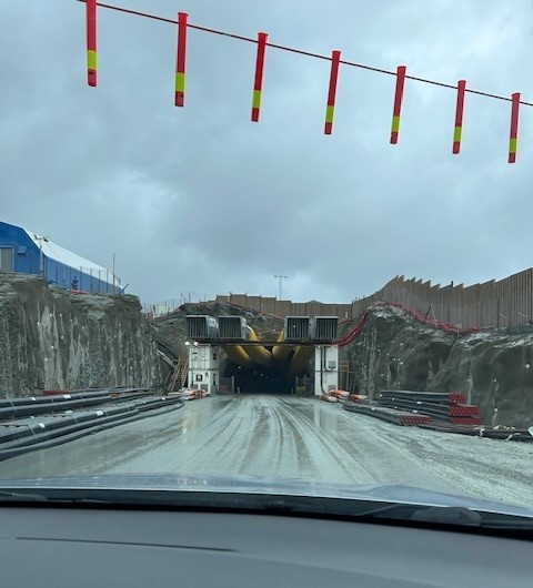 Inngang til kvitsøytunnelen