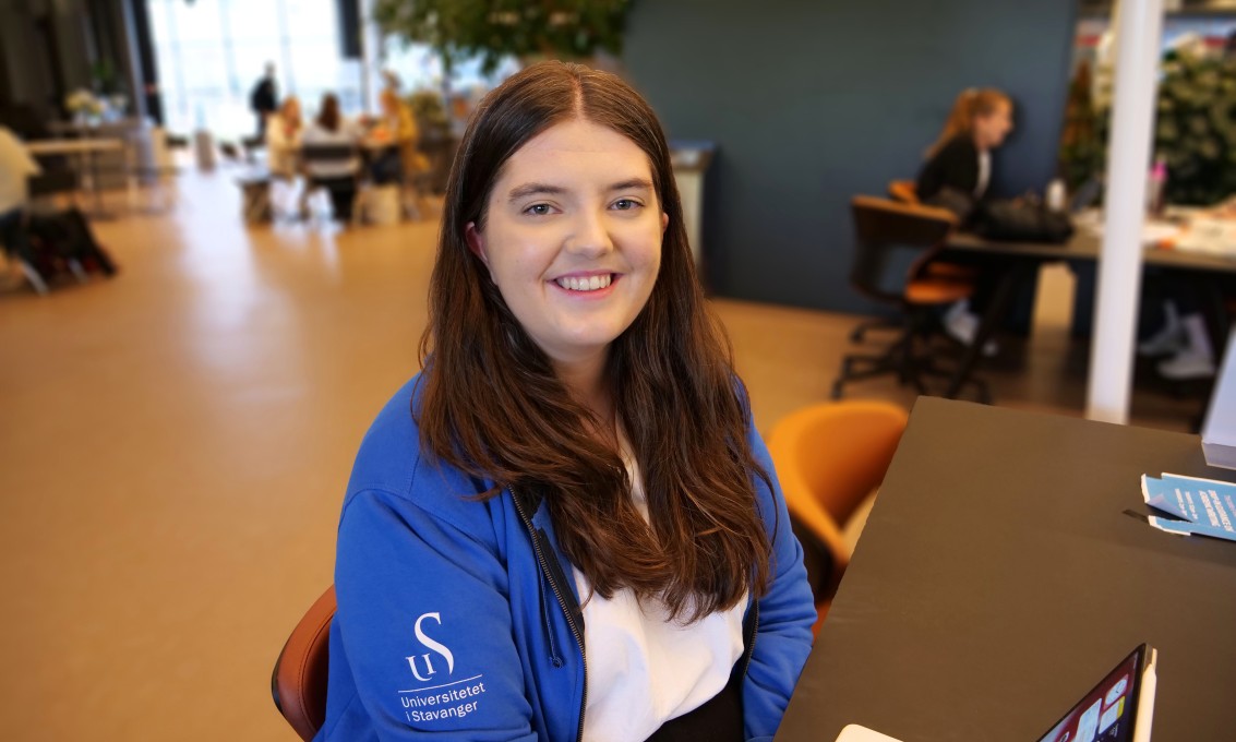 Joanna offers students free guidance at the library