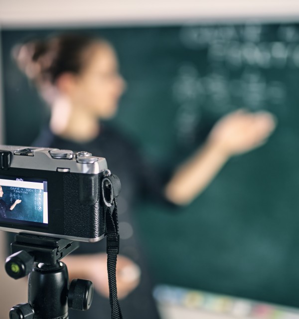 Teacher streaming teaching