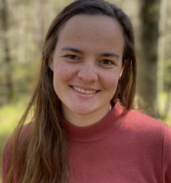 Ansattprofil for Fiona van Schaik