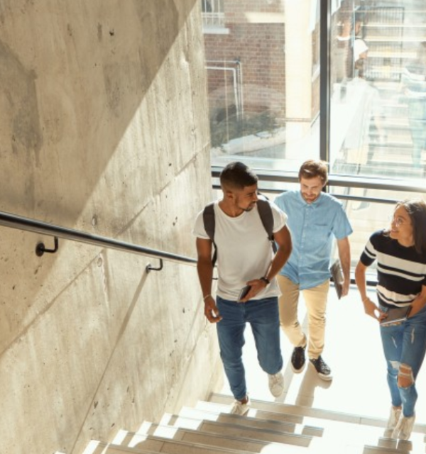 Må man være fra middelklassen for å gjøre det bra på universitetet?