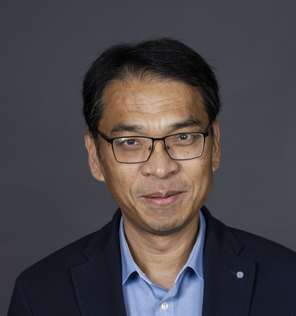 Ansattprofil for Dengjun Zhang