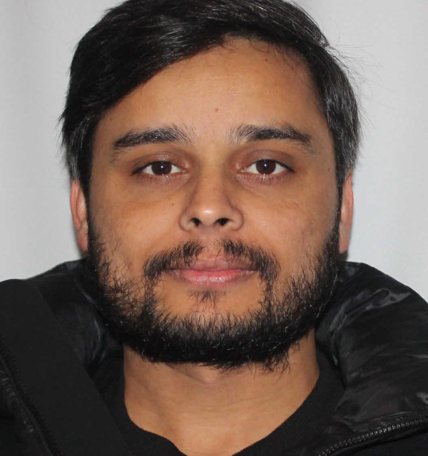 Employee profile for Waqar Ali