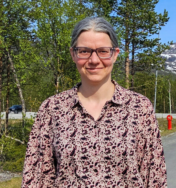 Vil snakke med kveungdommer om psykisk helse