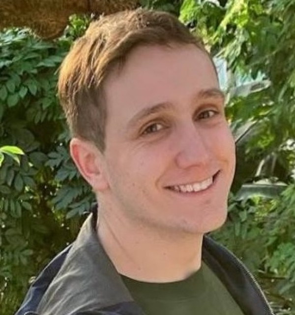 Employee profile for Pierre Edouard Liboureau