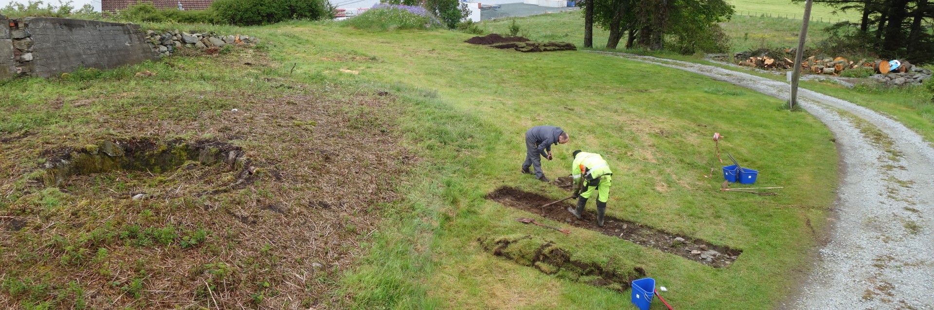 Arkeologene har funnet flere kongegraver fra begynnelsen av vikingtiden i Norge. Vikingkongene ble begravet i skip med gull og perler. Foto: Arkeologisk museum, UiS