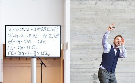 Matematikk og fysikk - Ben David Normann ser mot stjernene