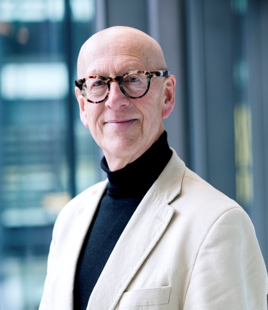 Portrett av professor Harald Røstvik