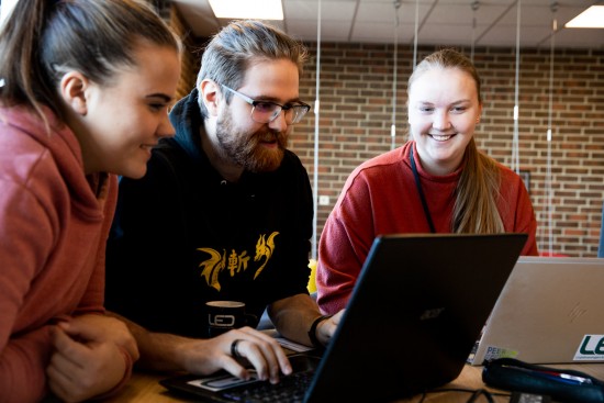 Data, IDE-studenter