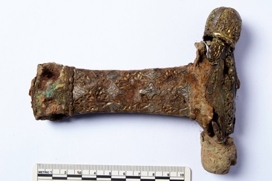 This is what the sword looks like when conservator Cora Oschmann has joined the pieces together. Photograph: Conservator Cora Oschmann/Museum of Archaeology/ University of Stavanger. 
