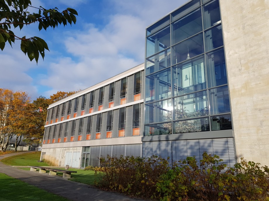 Hagbard Line Hus