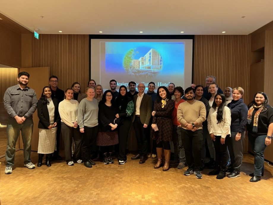 Group photo of work shop participants and facilitators