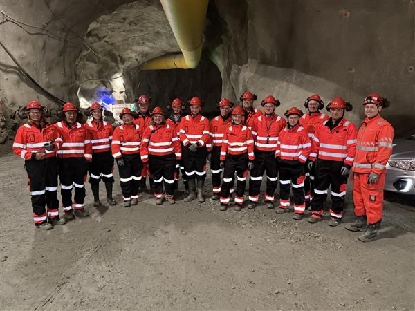 Gruppebilde - kvitsøytunnelen - tunnelsikkerhetsstudenter