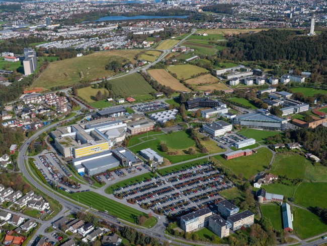 Flyfoto som viser Campus Ullandhaug