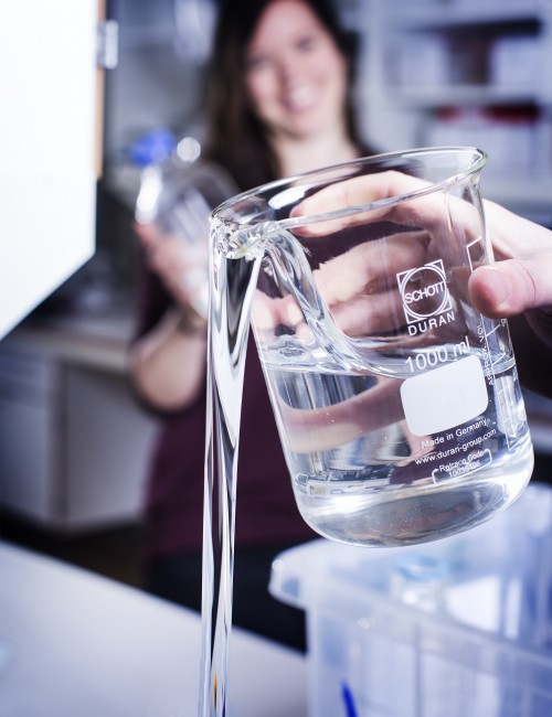Smart vann, polymer. Foto: Elisabeth Tønnessen