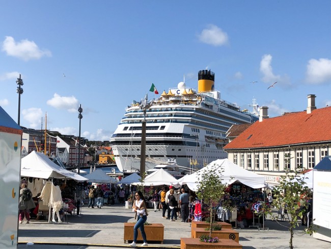 Cruiseskip i Vågen i Stavanger.