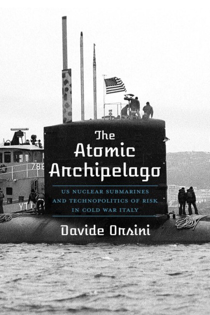 Bokomslag: "The Atomic Archipelago" av Davide Orsini