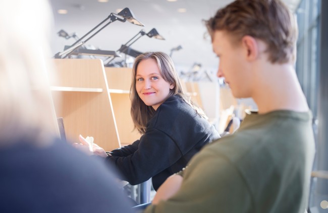 Nytt årsstudium i økonomi og ledelse